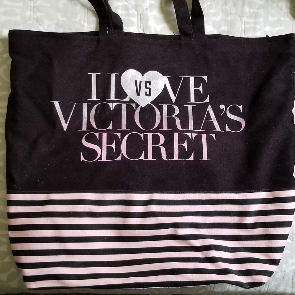 Travel tote